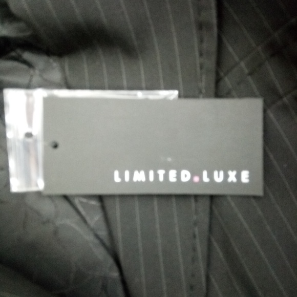 *SOLD* The Limited Luxe Blazer Women Size 12 Black NWT - Picture 4 of 7